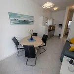 Vidas Apartment *