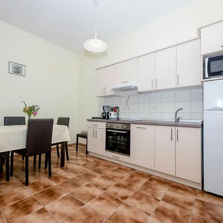 Apartment Vidas Supetarska Draga